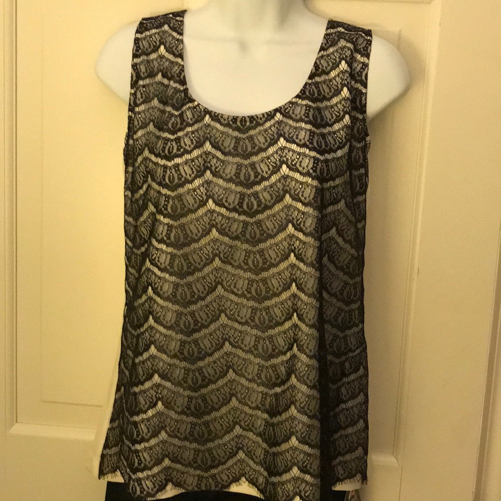 Banana Republic B&W tank NWT